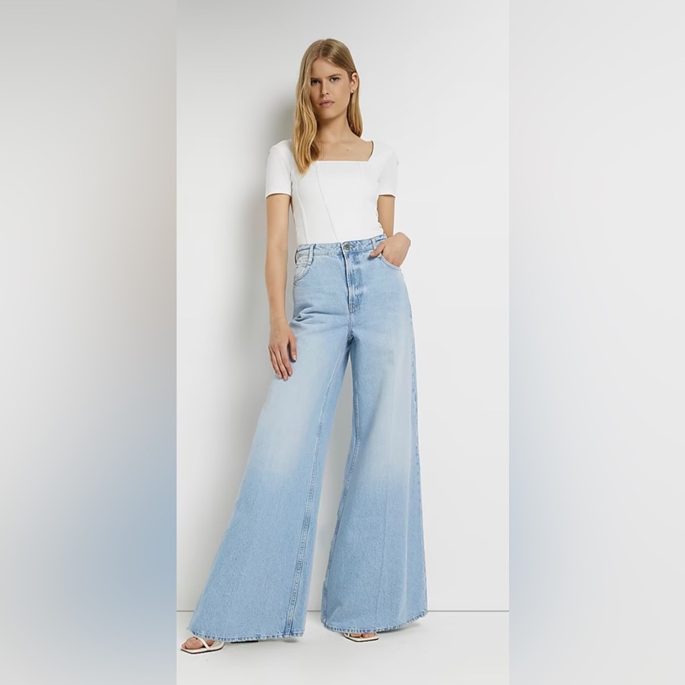 Never Been Worn High Waisted Wide Leg Jeans